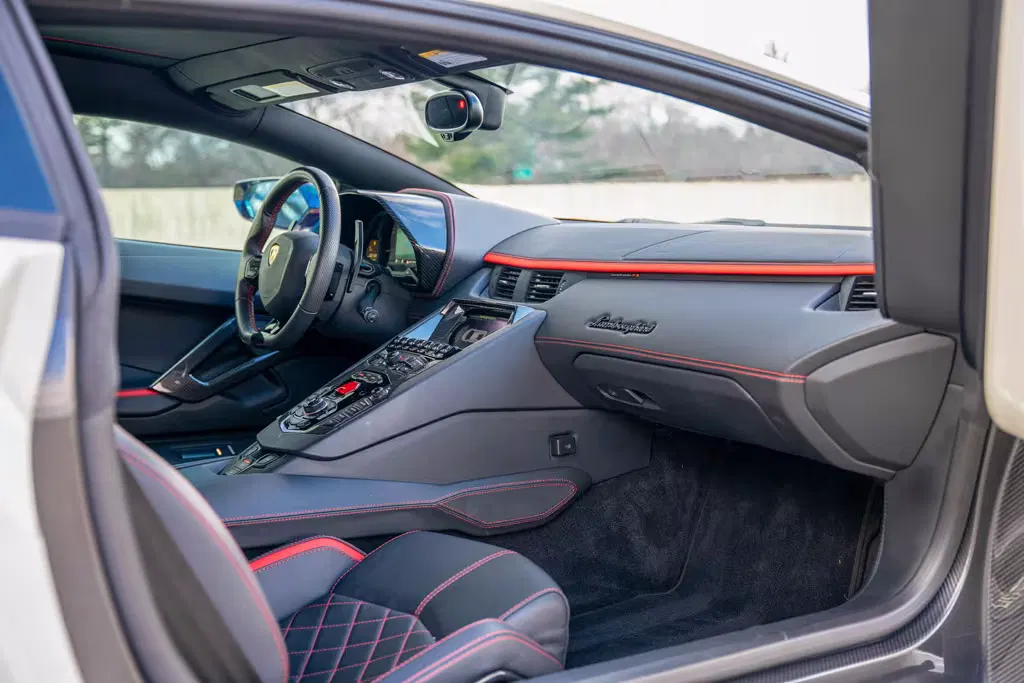 2017 Lamborghini Aventador S