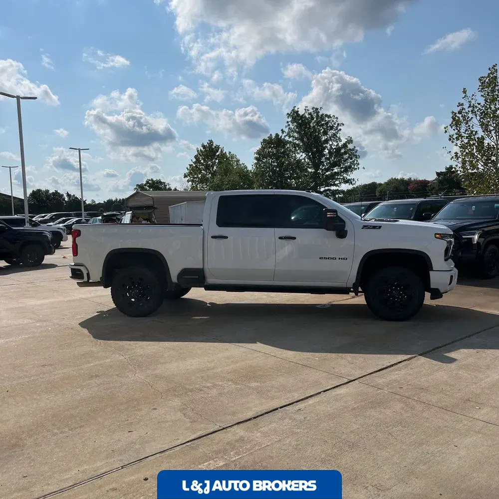 2024 Chevrolet Silverado 2500HD LTZ