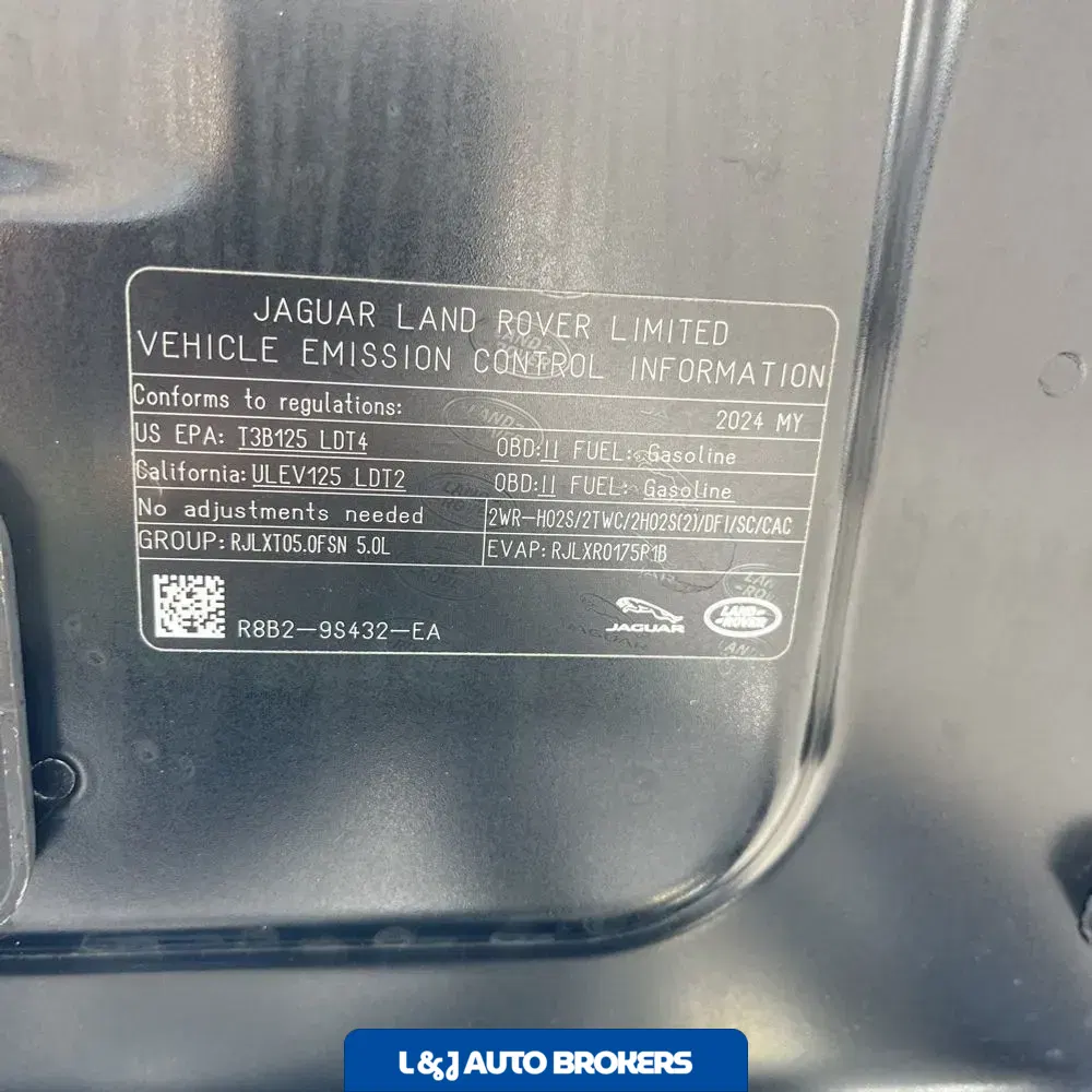 2024 Land Rover Defender 110 V8 P500 SE