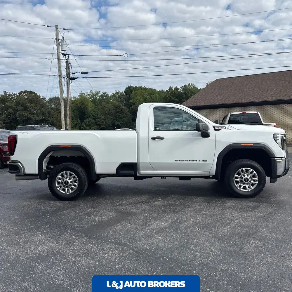 2024 GMC Sierra 2500HD Pro