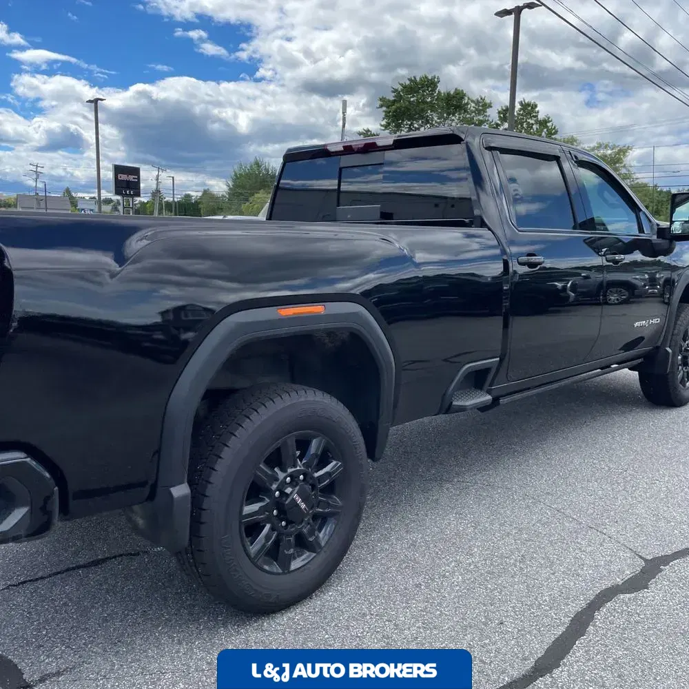 2024 GMC Sierra 2500HD AT4