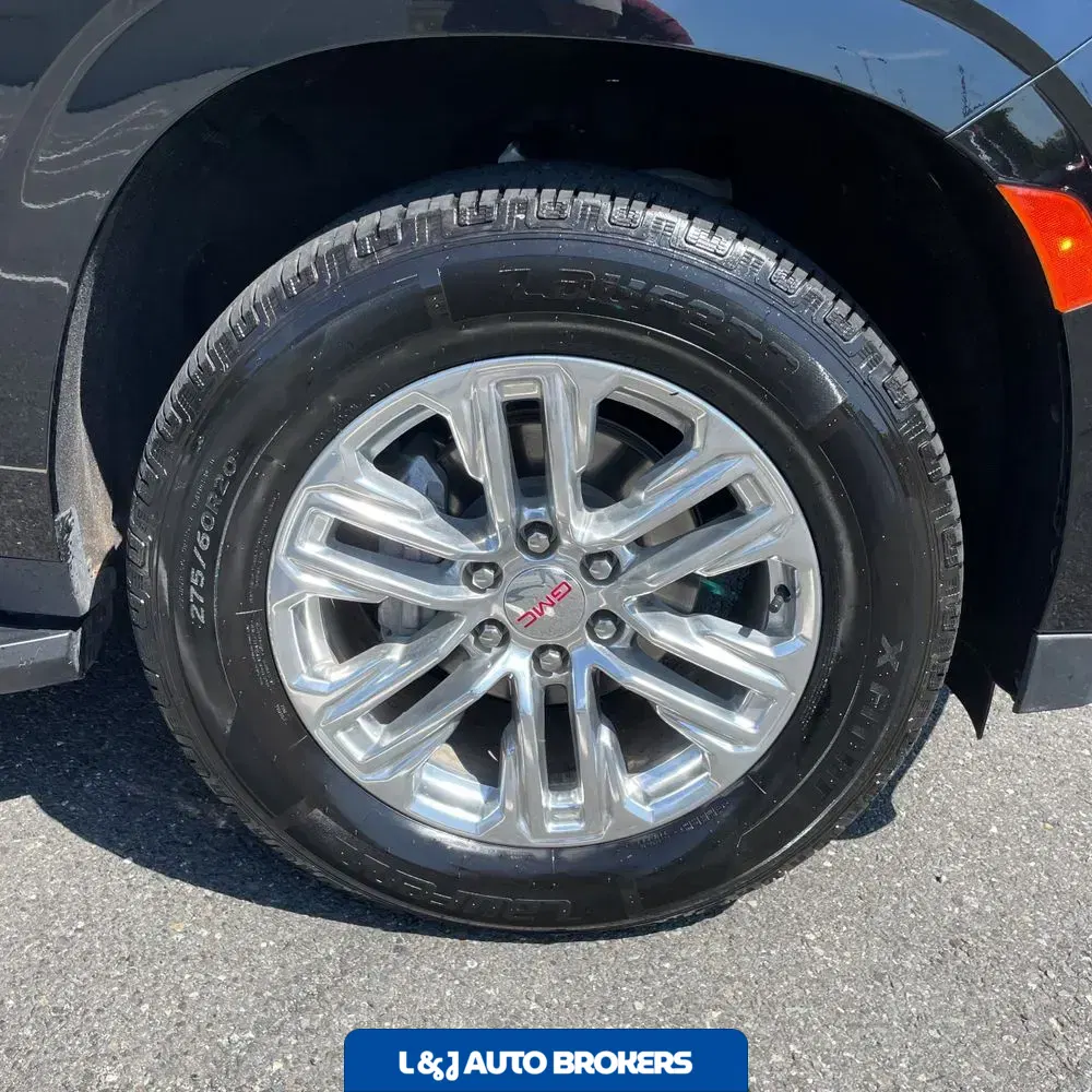 2023 GMC Yukon XL SLT