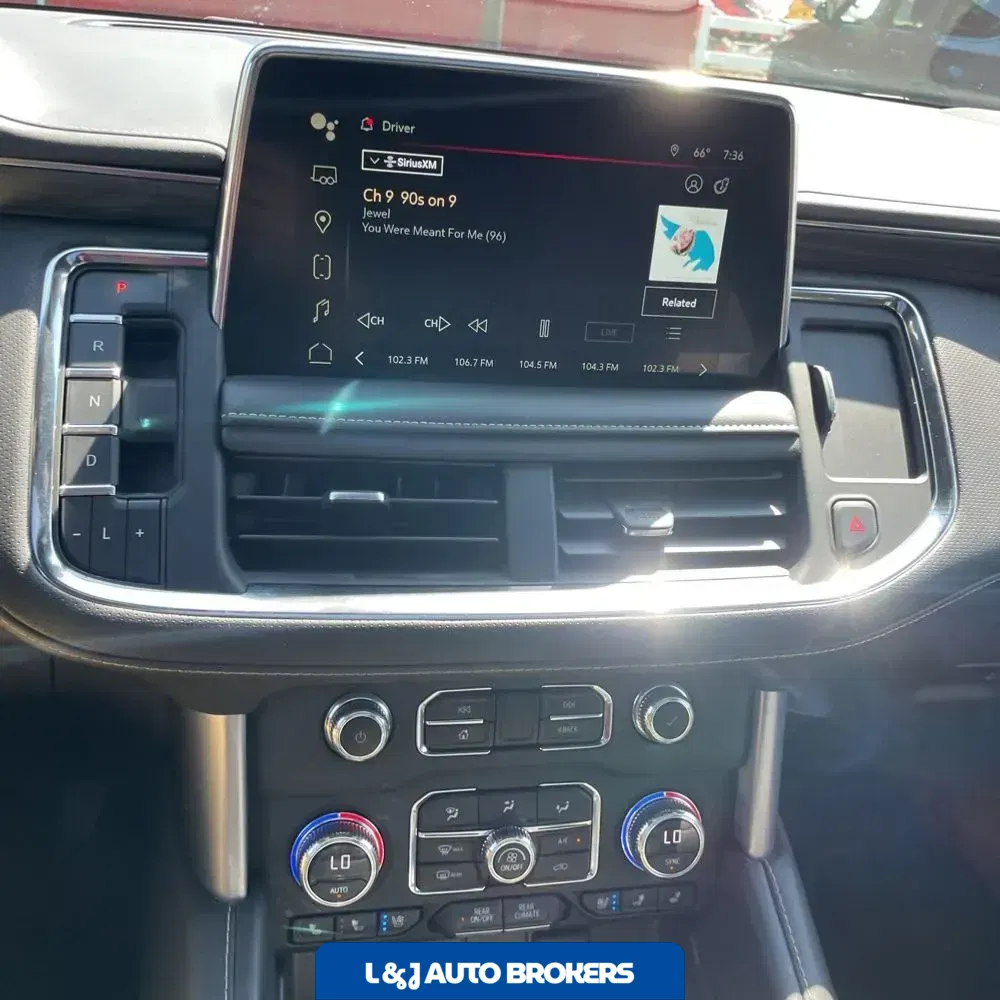 2023 GMC Yukon XL SLT