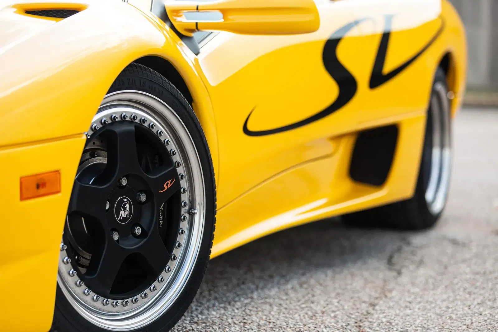 1998 Lamborghini Diablo SV