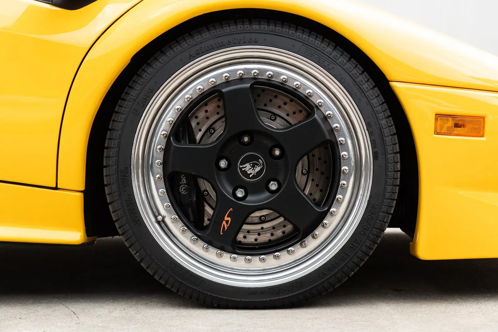1998 Lamborghini Diablo SV