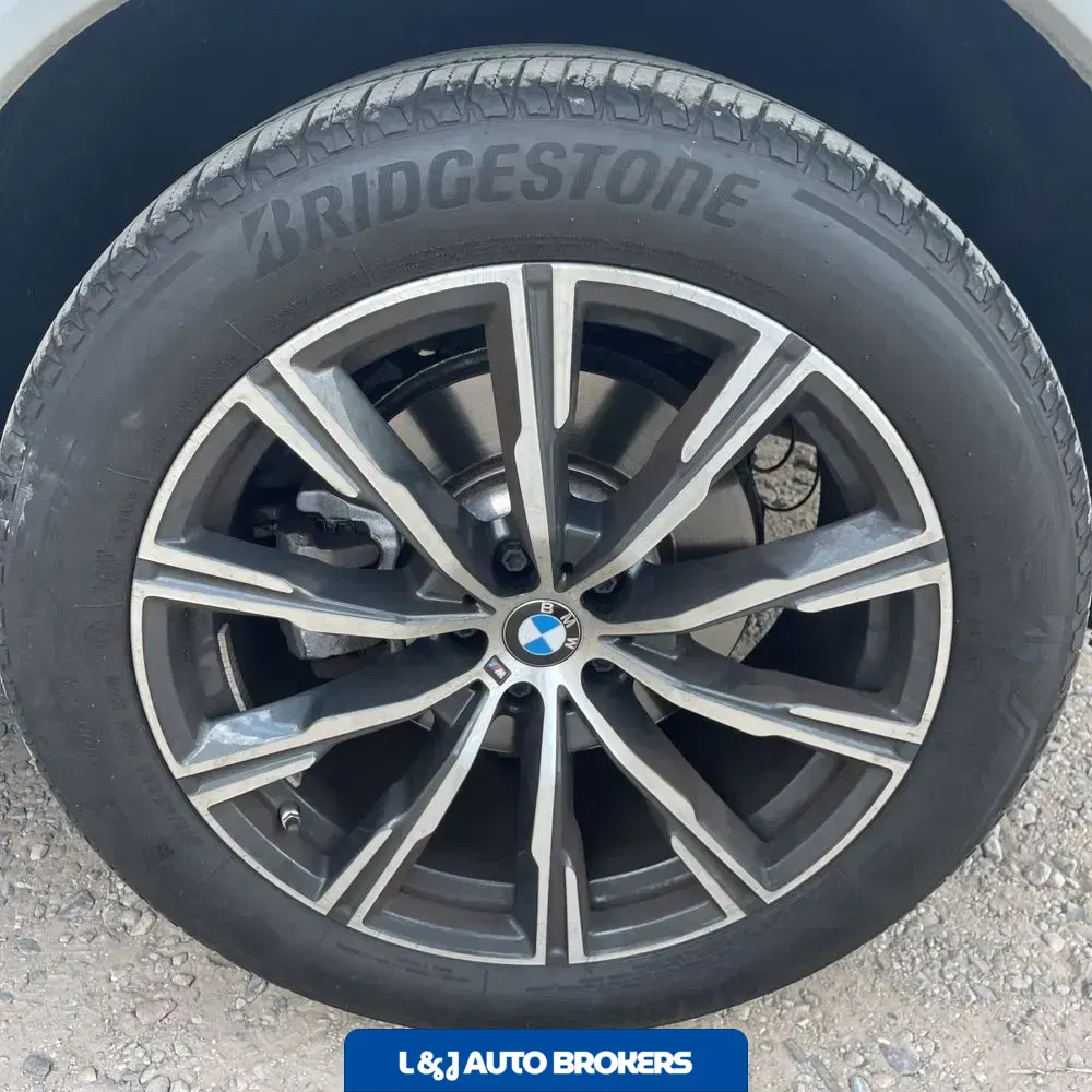 2023 BMW X6 XDrive40i