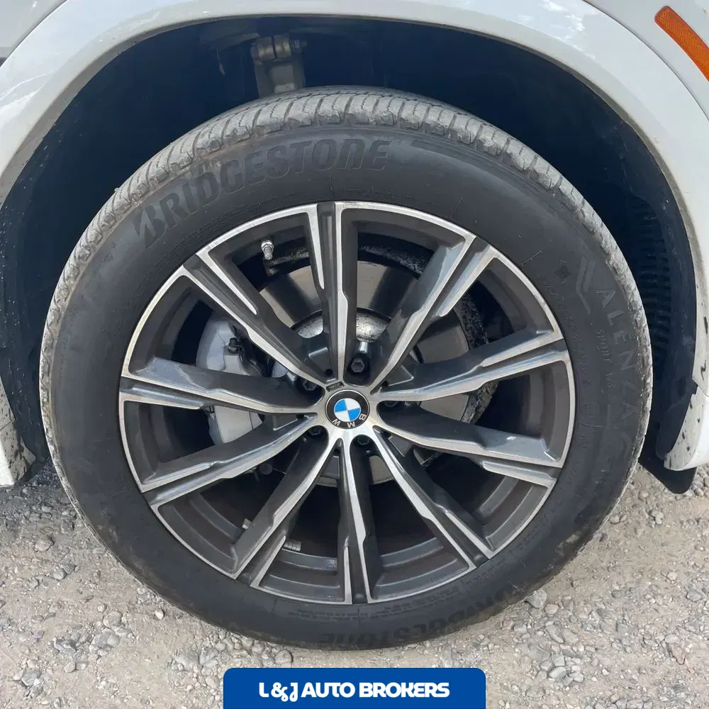 2023 BMW X6 XDrive40i