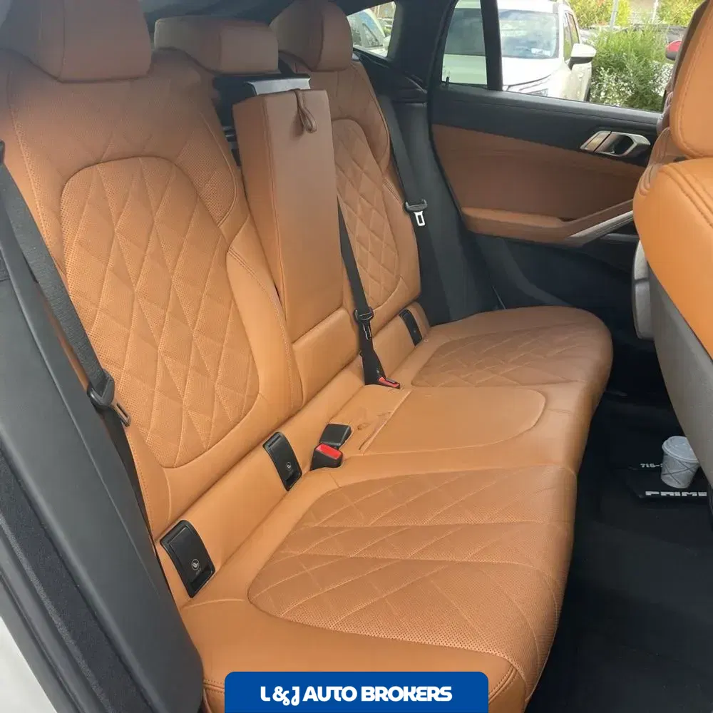 2023 BMW X6 XDrive40i