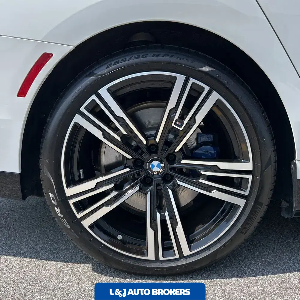 2024 BMW i7 xDrive60