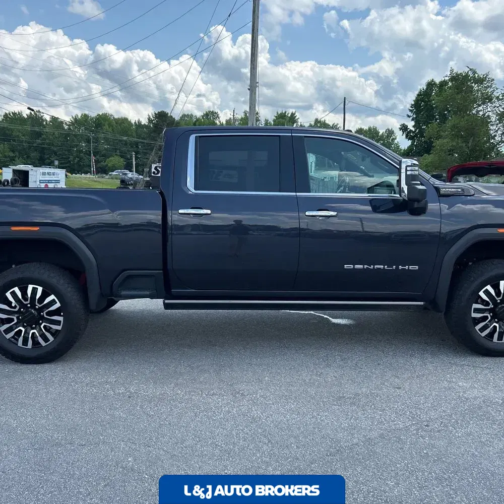 2024 GMC Sierra 3500HD Denali Ultimate