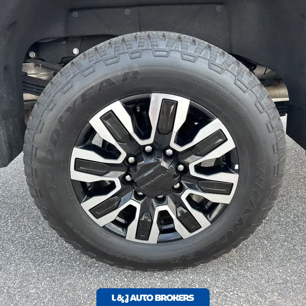 2024 GMC Sierra 3500HD Denali Ultimate