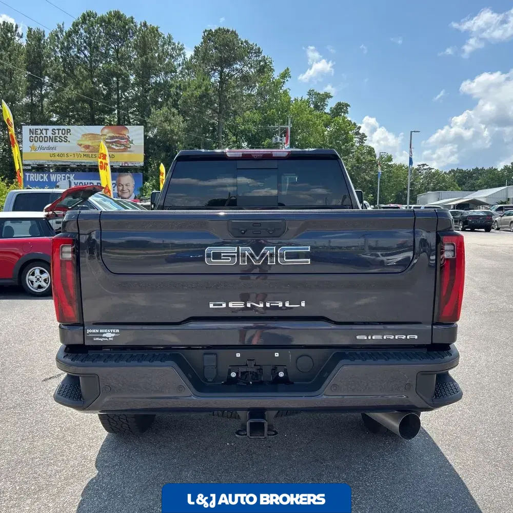 2024 GMC Sierra 3500HD Denali Ultimate
