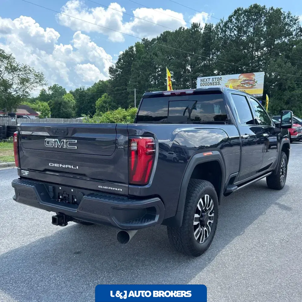 2024 GMC Sierra 3500HD Denali Ultimate