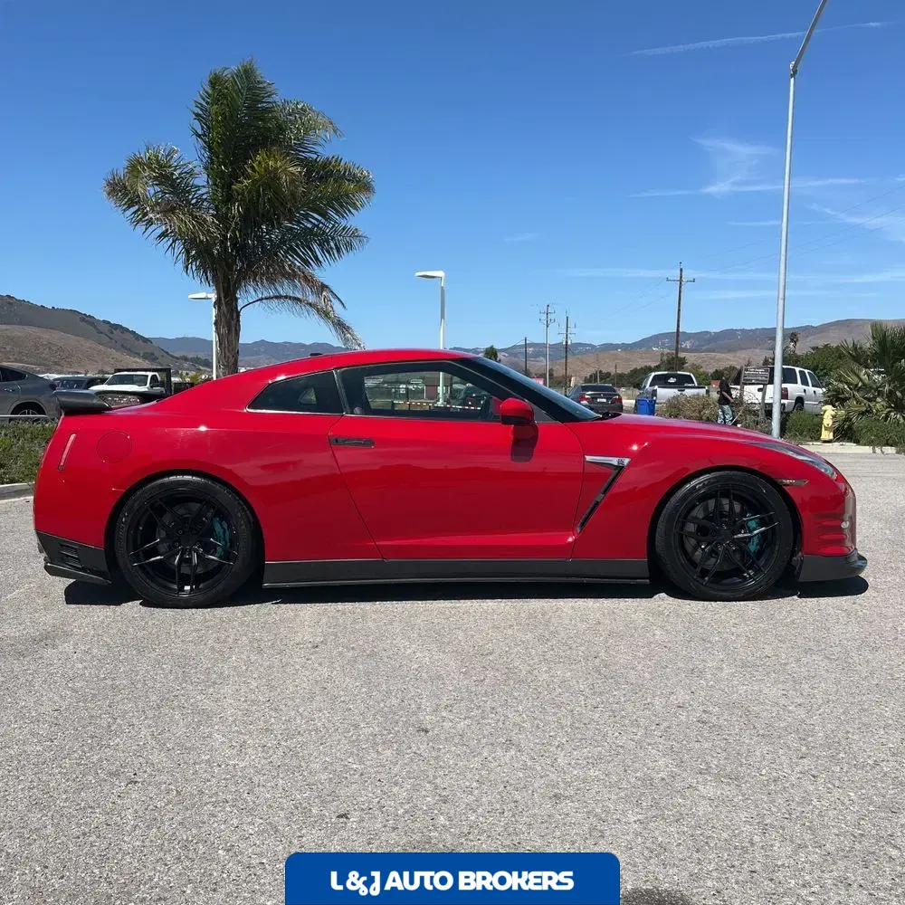 2015 Nissan GT-R Black Edition