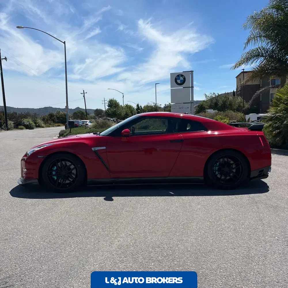 2015 Nissan GT-R Black Edition