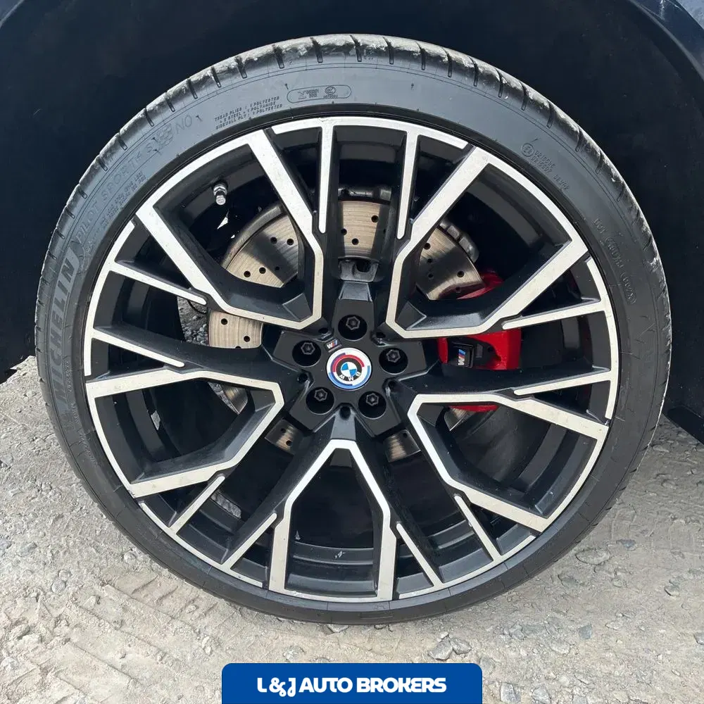 2023 BMW X5 M