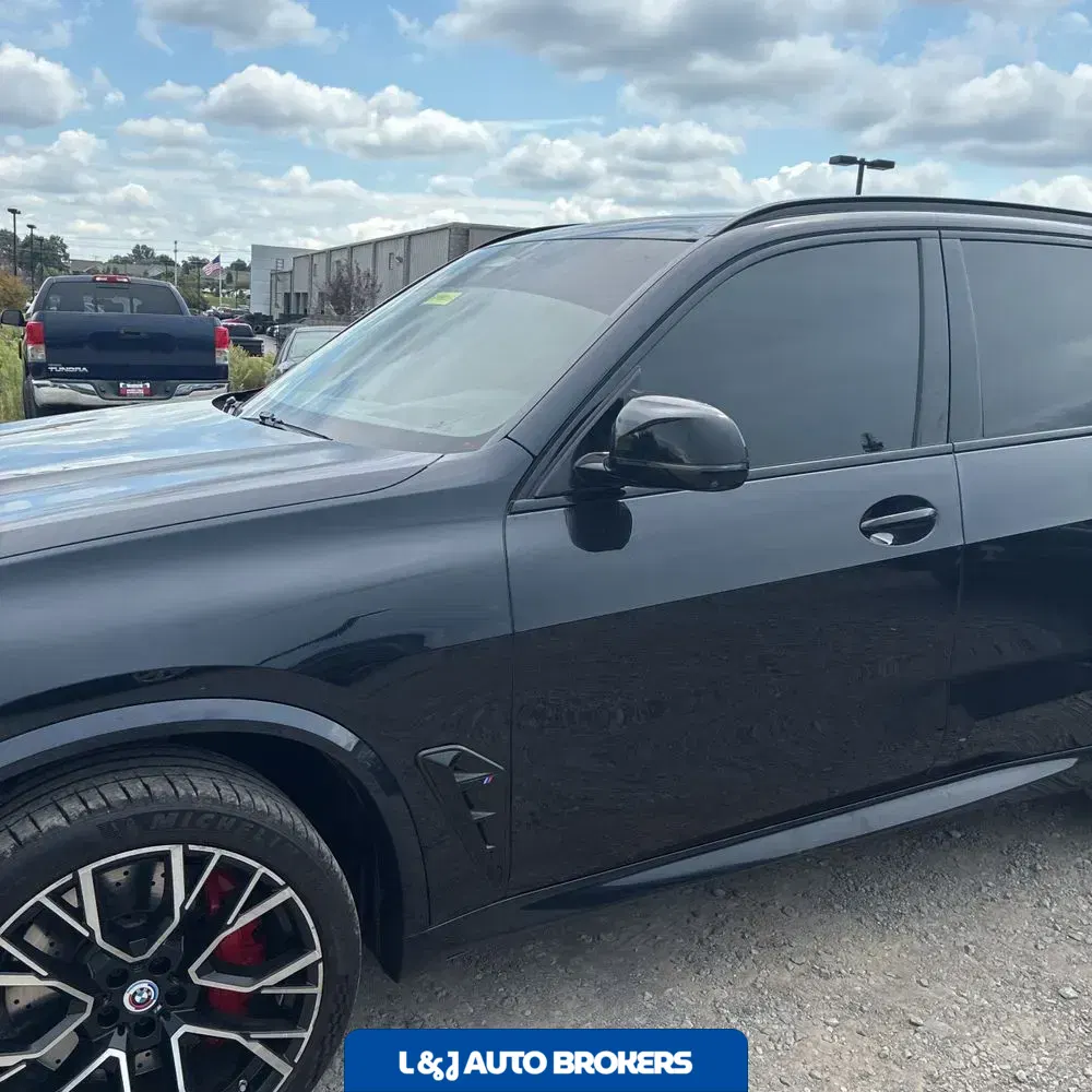 2023 BMW X5 M