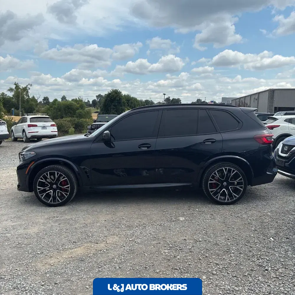 2023 BMW X5 M