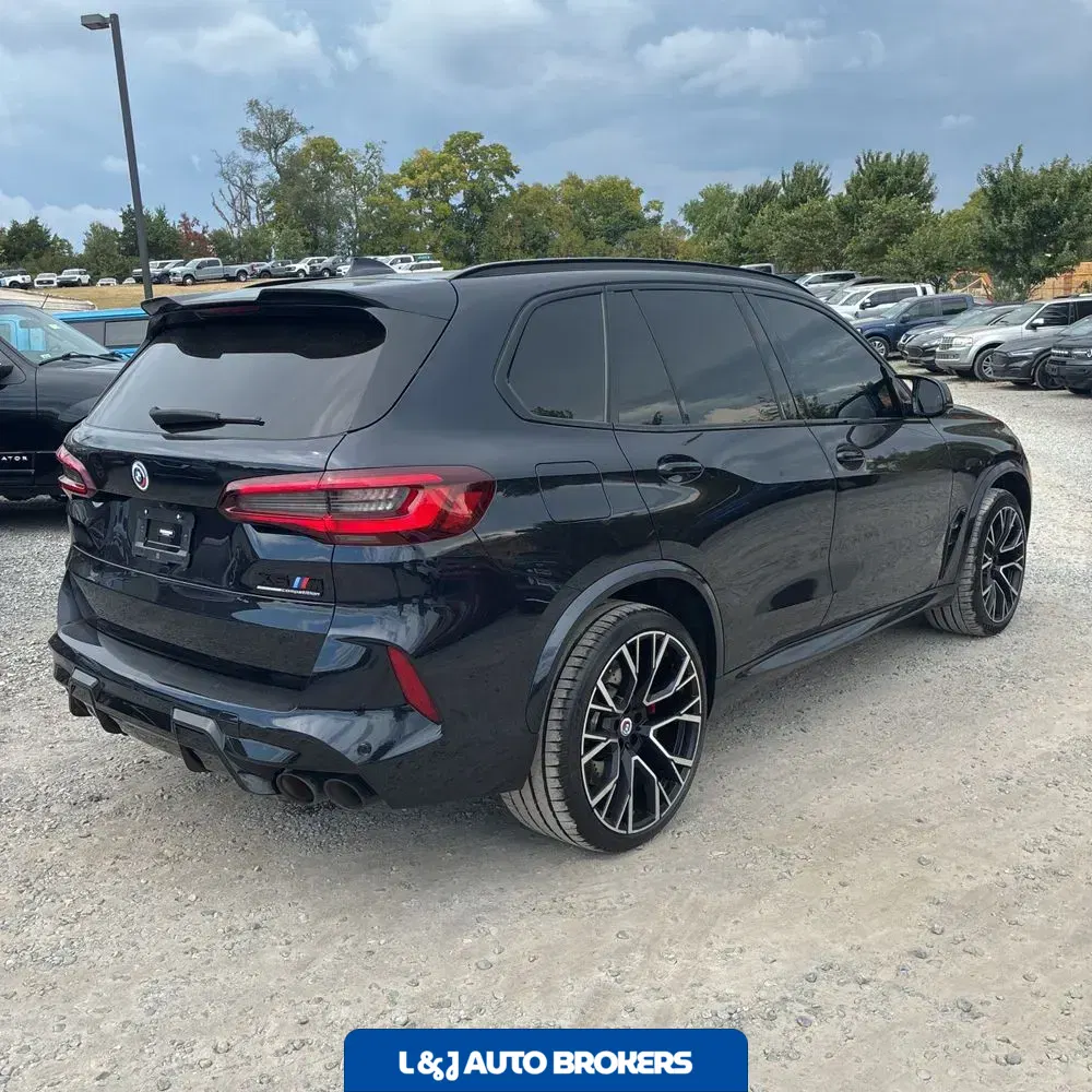 2023 BMW X5 M