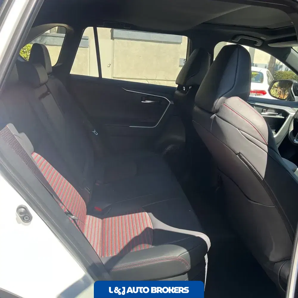 2025 Toyota RAV4 Plug-in Hybrid XSE