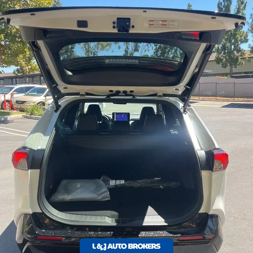 2025 Toyota RAV4 Plug-in Hybrid XSE
