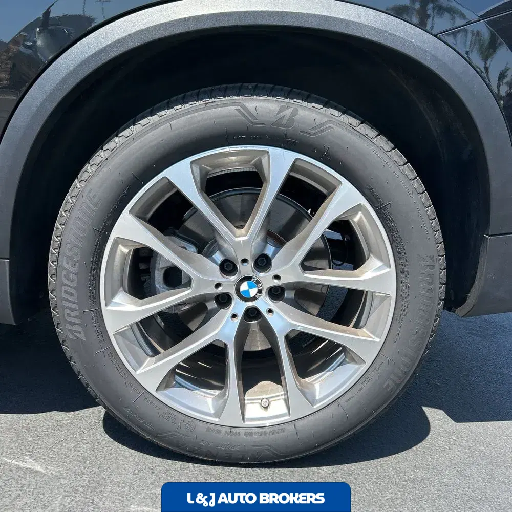 2025 BMW X5 sDrive40i
