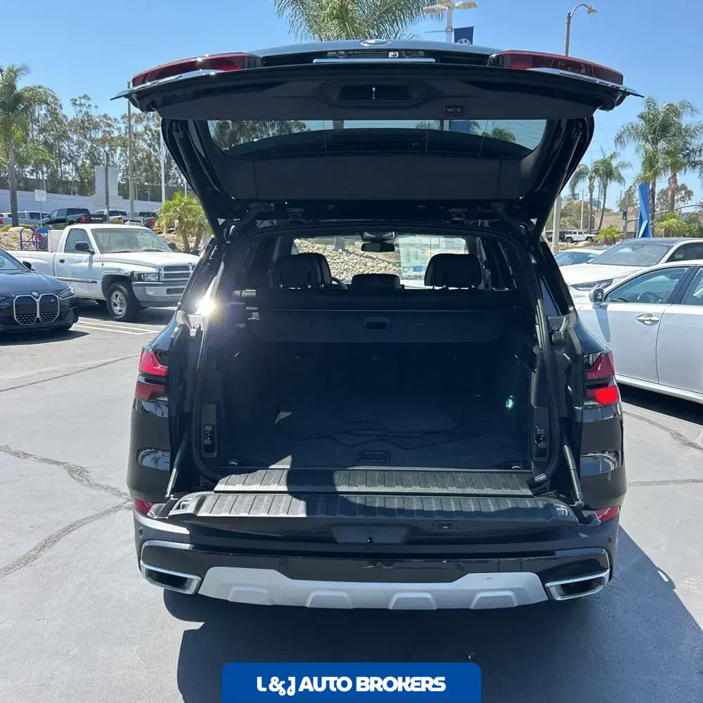 2025 BMW X5 sDrive40i