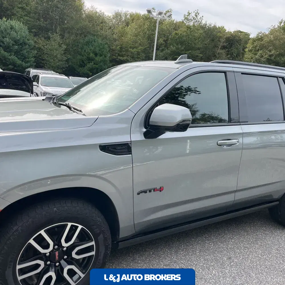 2024 GMC Yukon AT4