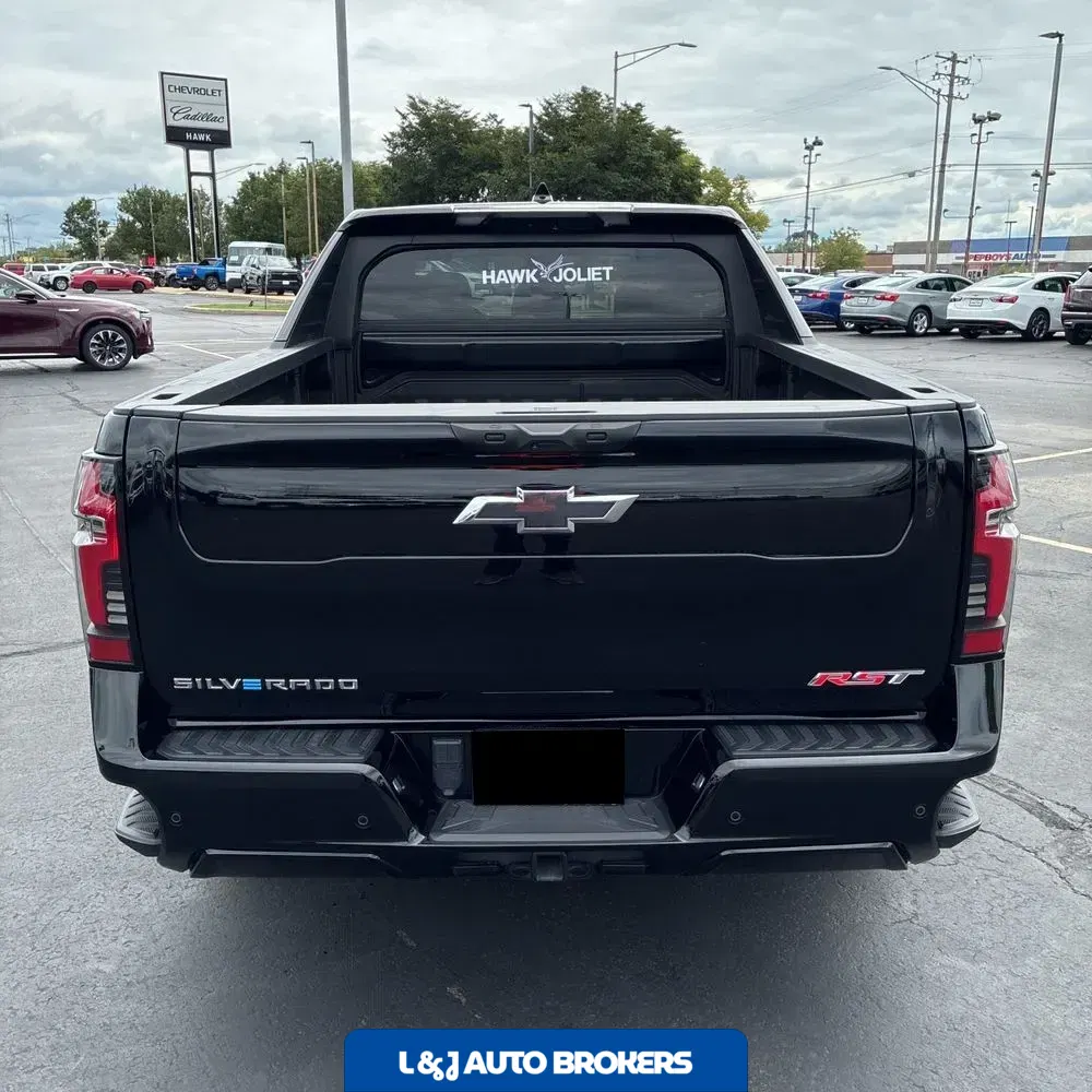 2024 Chevrolet Silverado EV RST