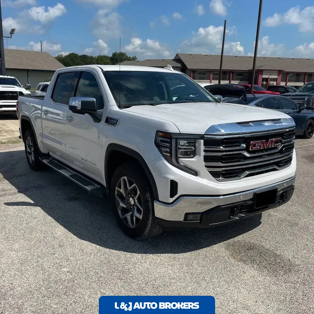 2024 GMC Sierra 1500 SLT