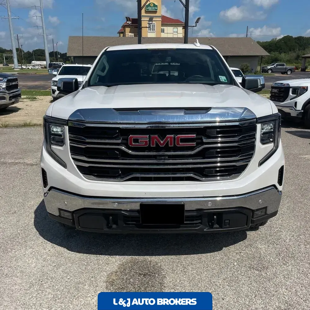 2024 GMC Sierra 1500 SLT