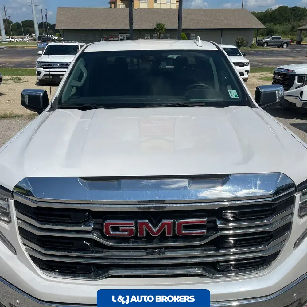 2024 GMC Sierra 1500 SLT