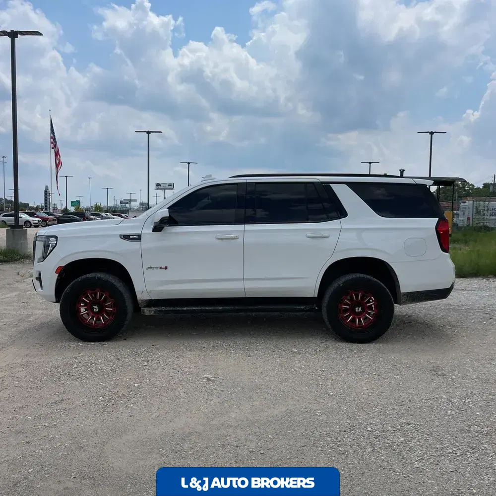 2021 GMC Yukon AT4