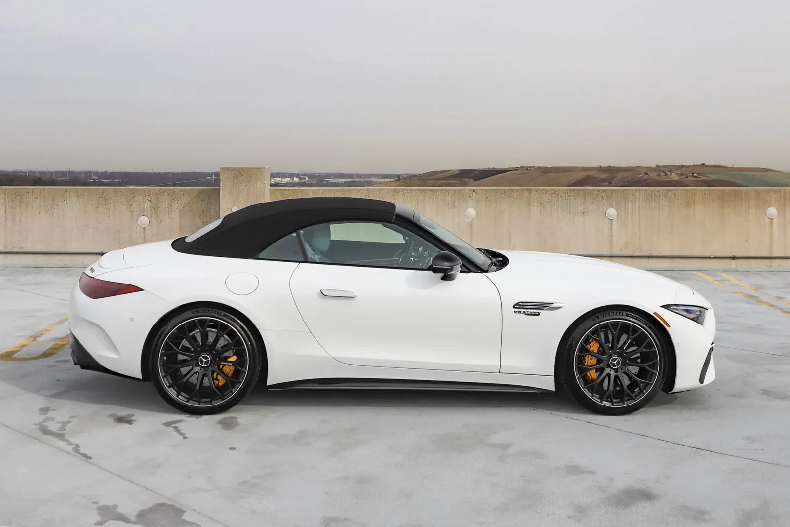 2022 Mercedes-AMG SL63