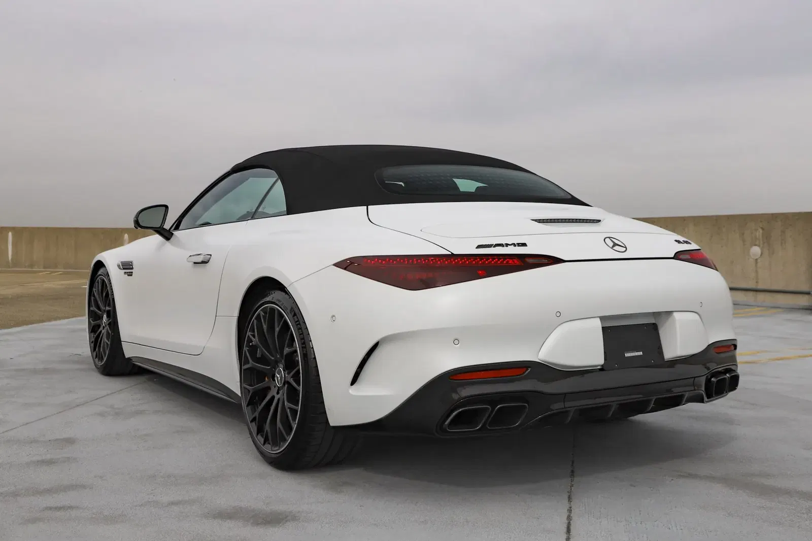 2022 Mercedes-AMG SL63