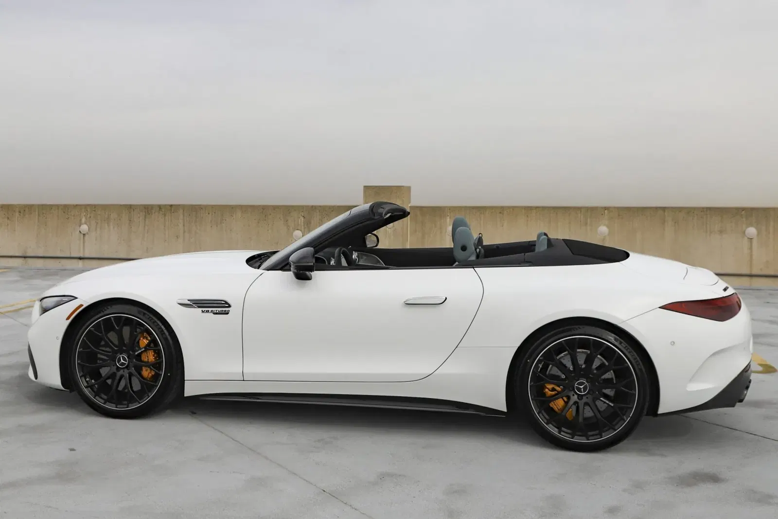2022 Mercedes-AMG SL63
