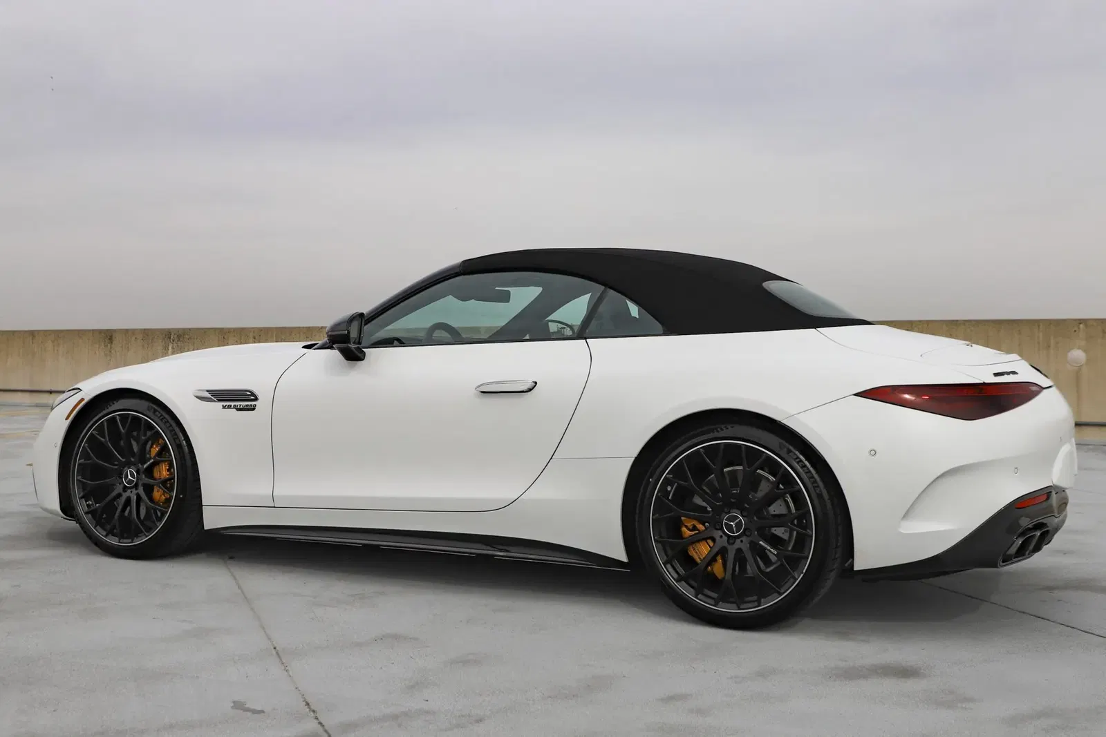 2022 Mercedes-AMG SL63