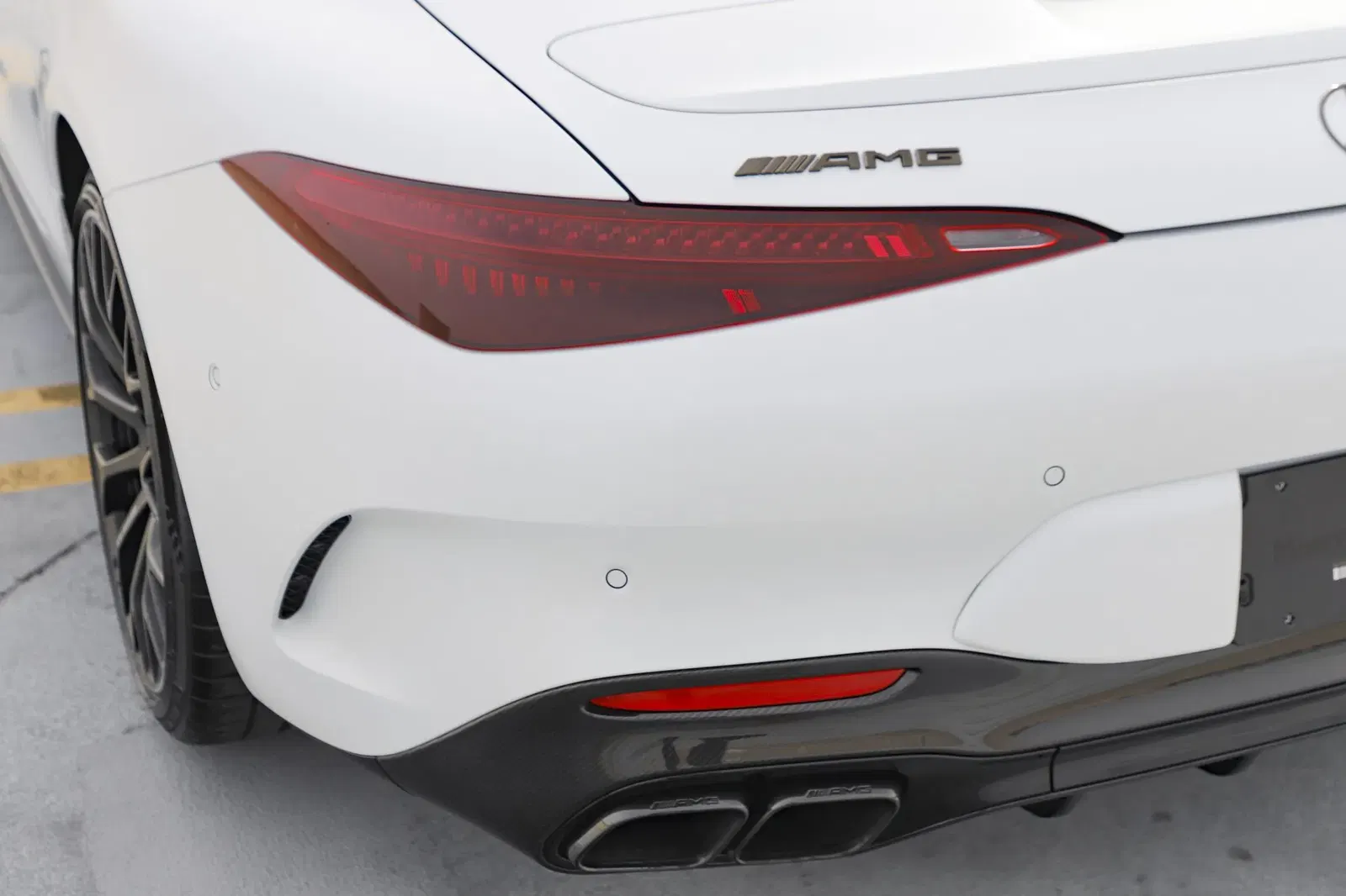 2022 Mercedes-AMG SL63