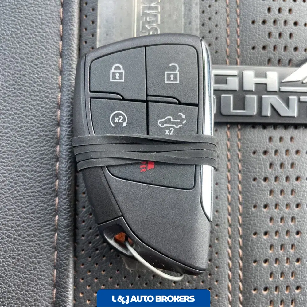 2025 Chevrolet Silverado 3500HD High Country