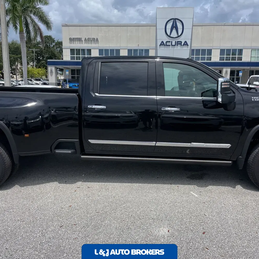 2025 Chevrolet Silverado 3500HD High Country