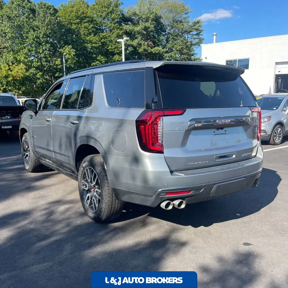 2023 GMC Yukon AT4