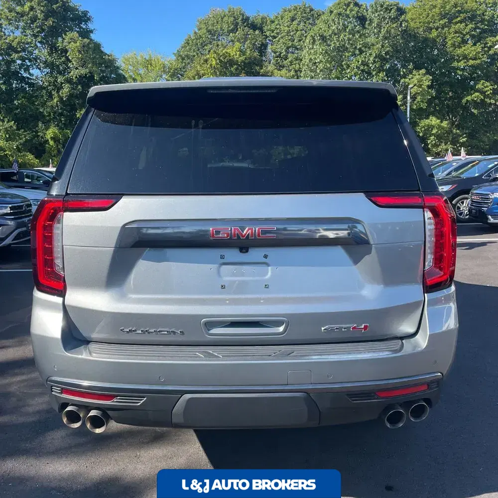 2023 GMC Yukon AT4