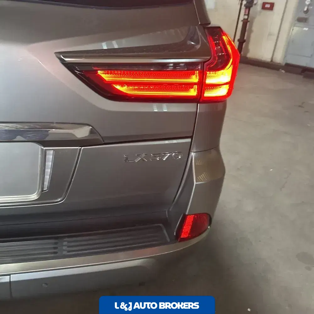 2018 Lexus LX 570 Two-Row