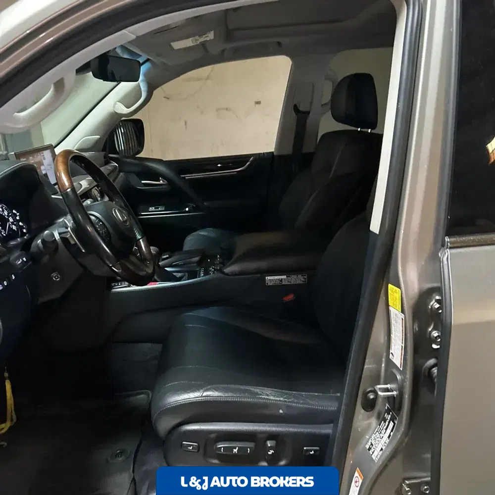 2018 Lexus LX 570 Two-Row