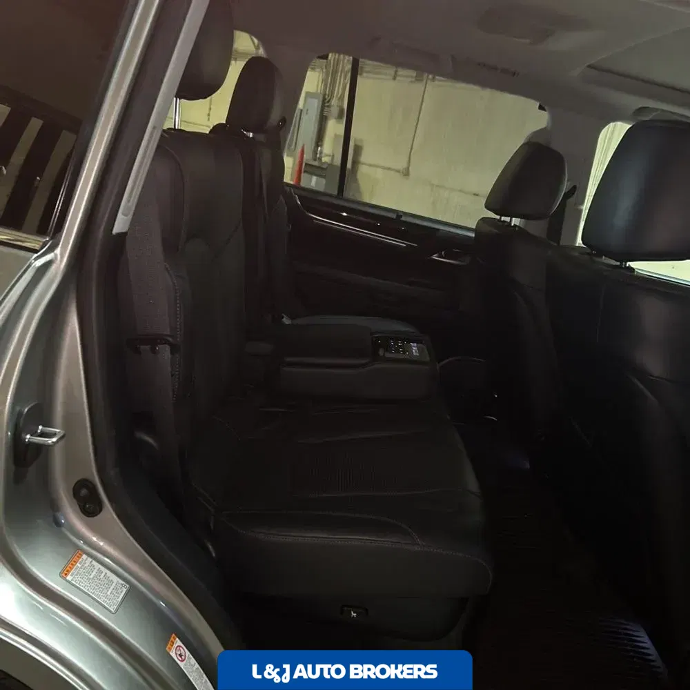 2018 Lexus LX 570 Two-Row