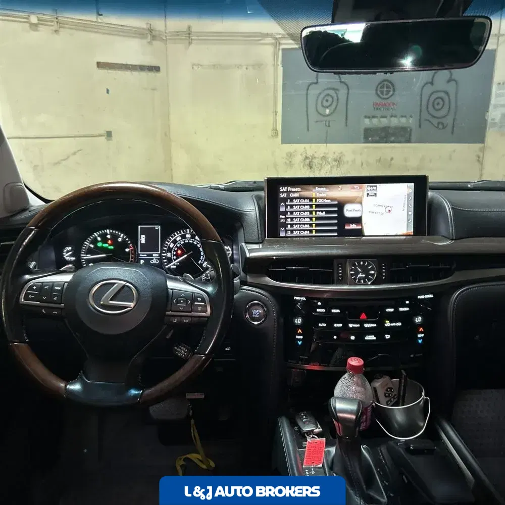 2018 Lexus LX 570 Two-Row