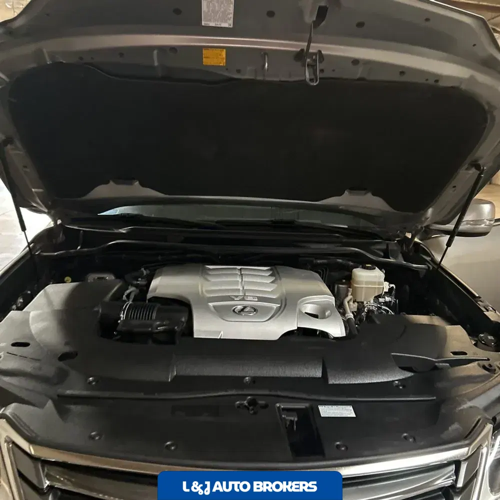 2018 Lexus LX 570 Two-Row