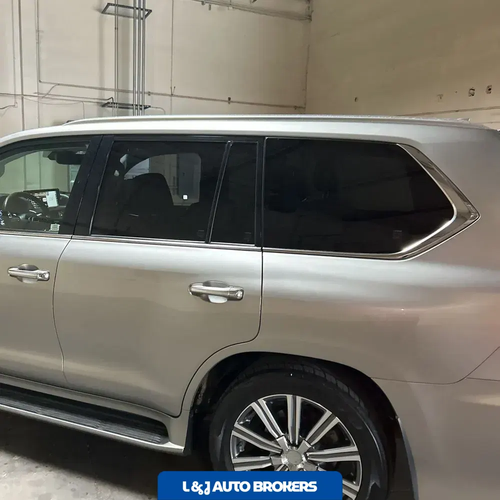 2018 Lexus LX 570 Two-Row