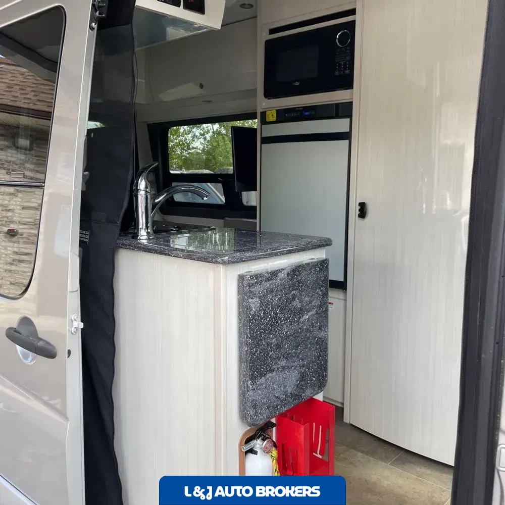 2016 Mercedes-Benz Sprinter 2500 Std Roof