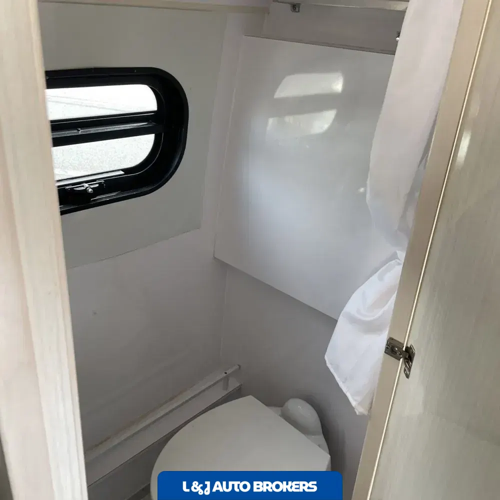 2016 Mercedes-Benz Sprinter 2500 Std Roof